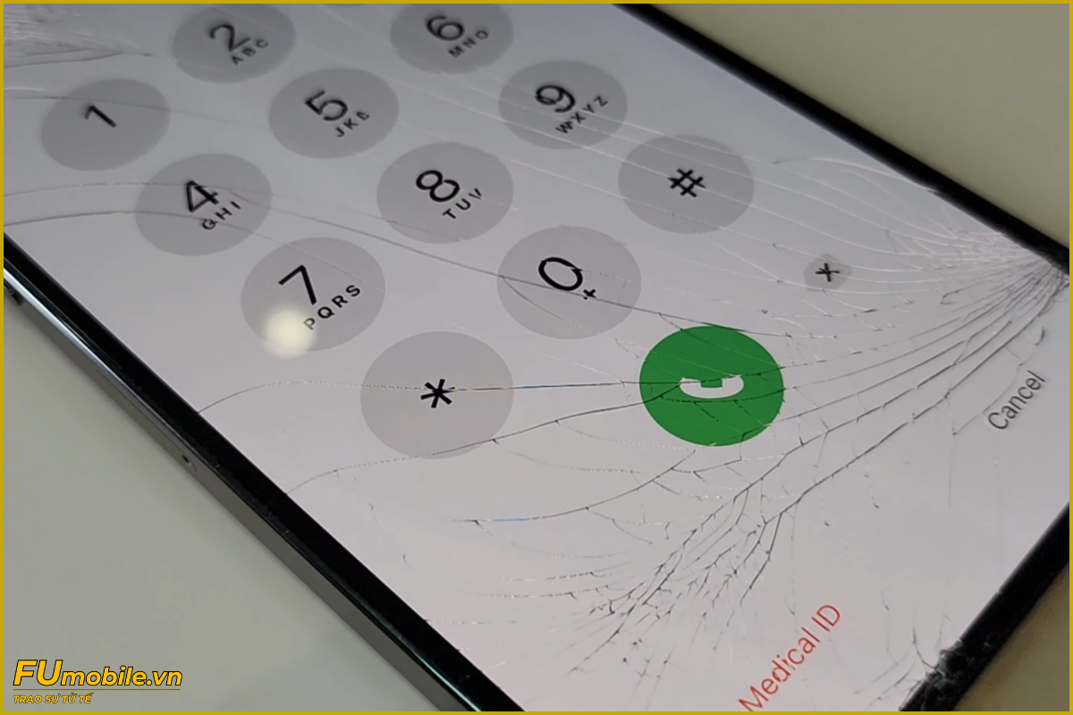 iPhone 14 Pro bể vỡ mặt kính