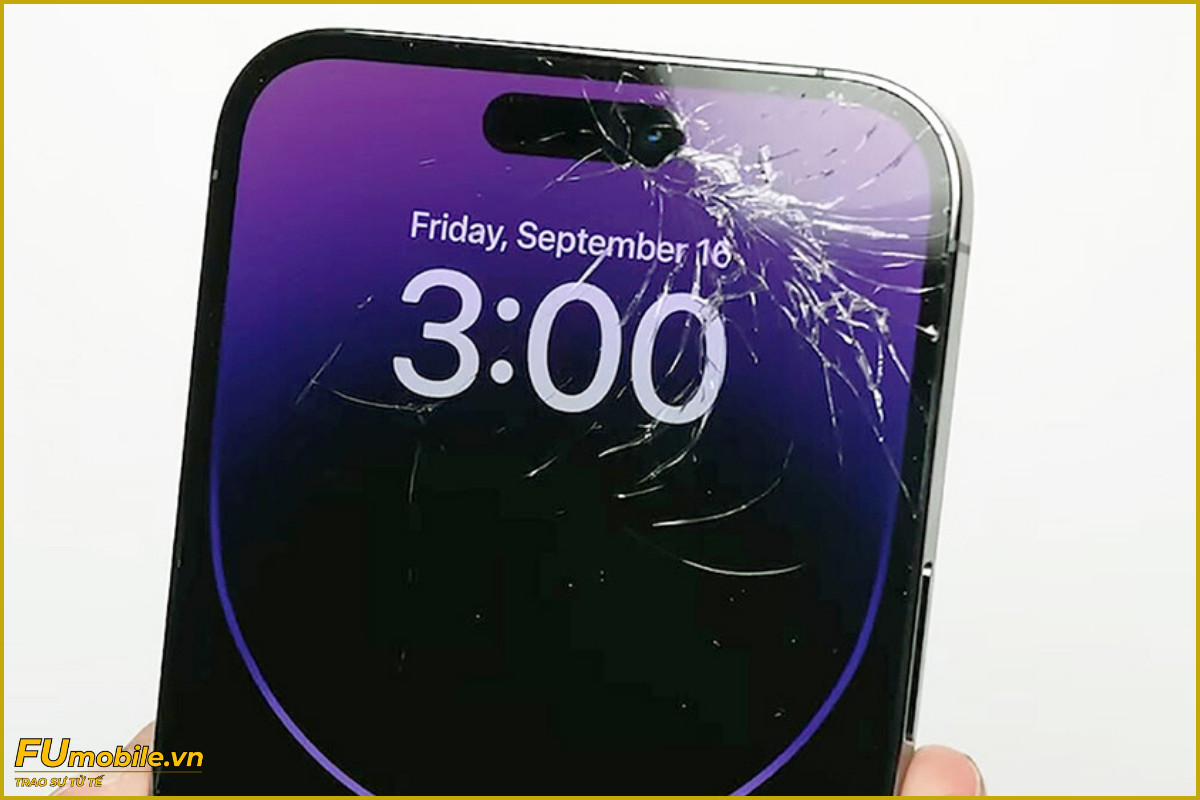 iPhone 14 Pro Max bể vỡ mặt kính