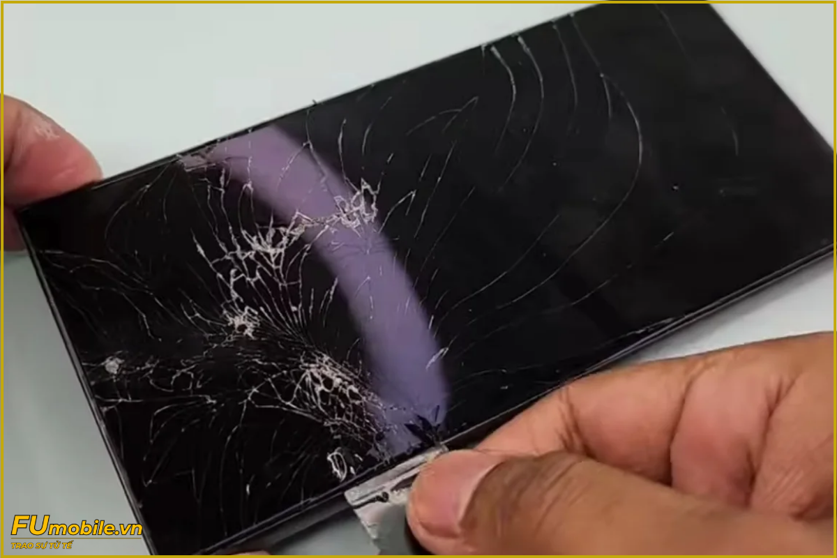 Quy trình thay màn hình Samsung S24 Ultra