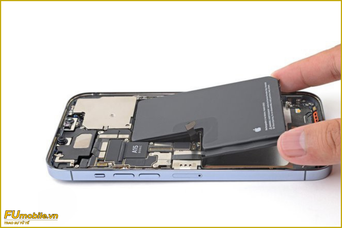 Quy trình thay pin iPhone 13 Pro