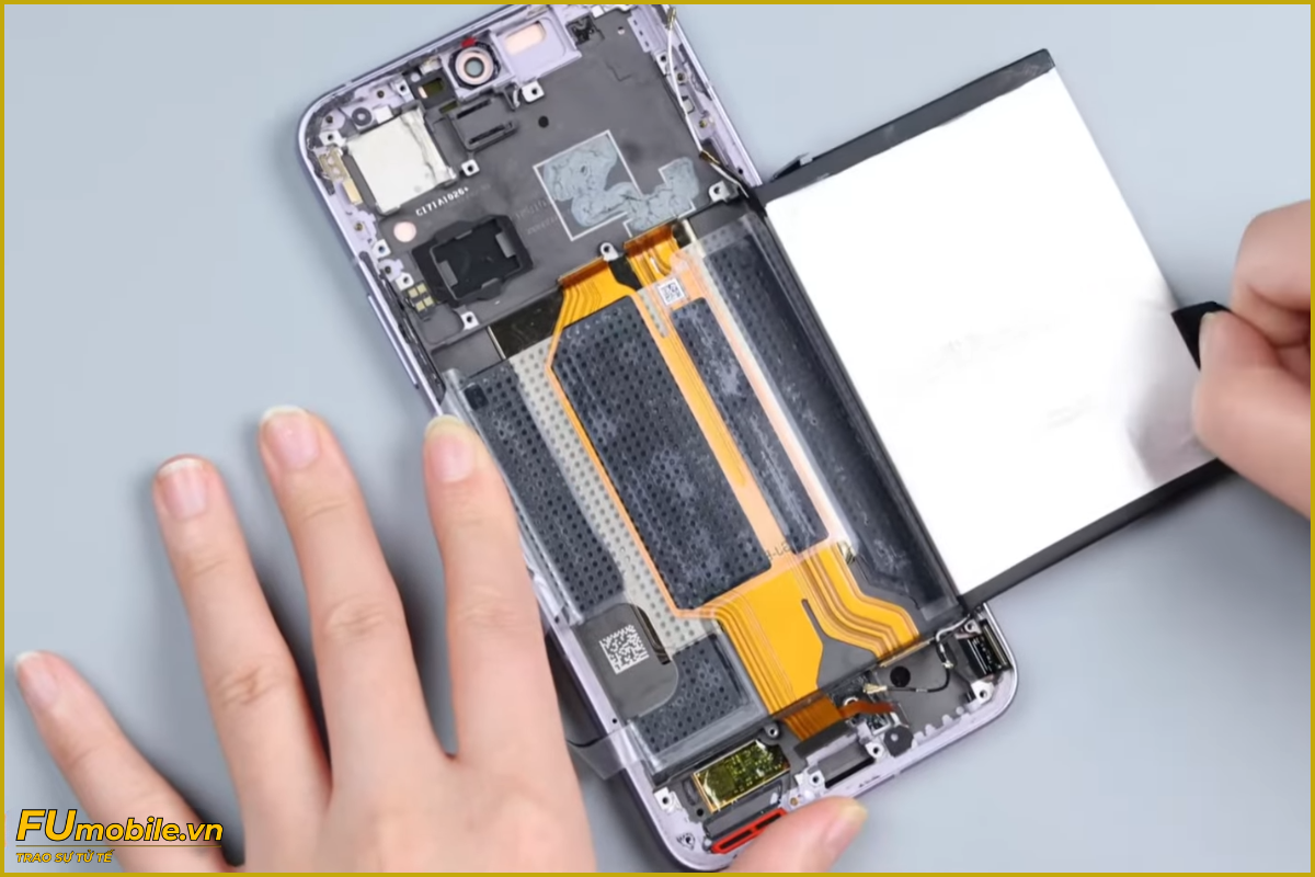 Quy trình thay pin Oppo Reno13 Pro 5G